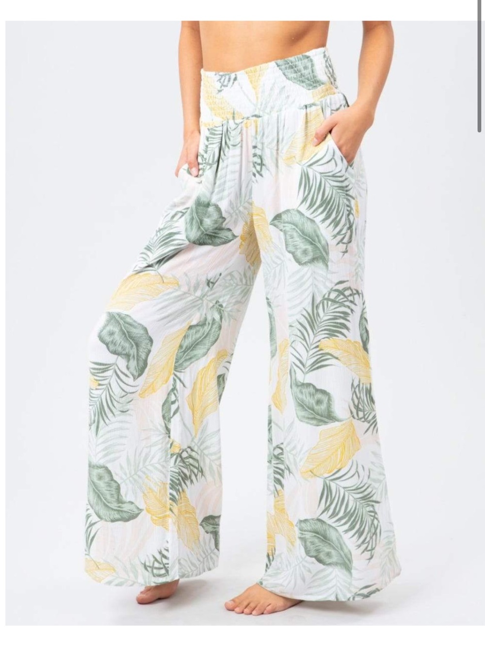 Rip Curl Coastal Palm in White Pant